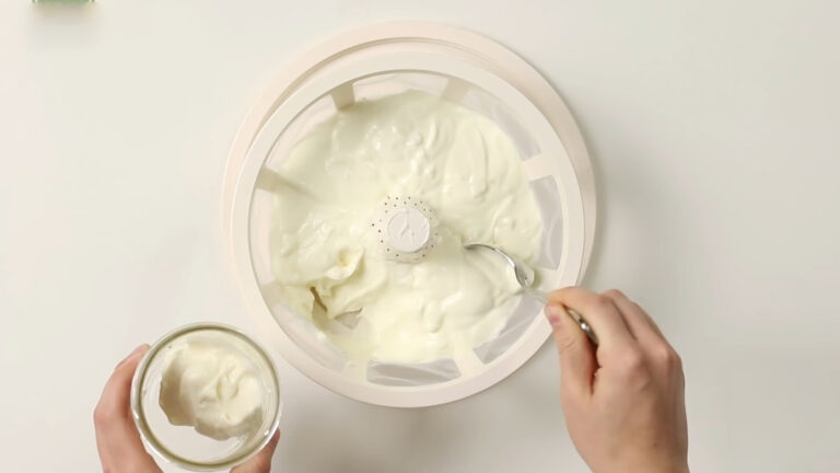 How to Make Greek Yogurt